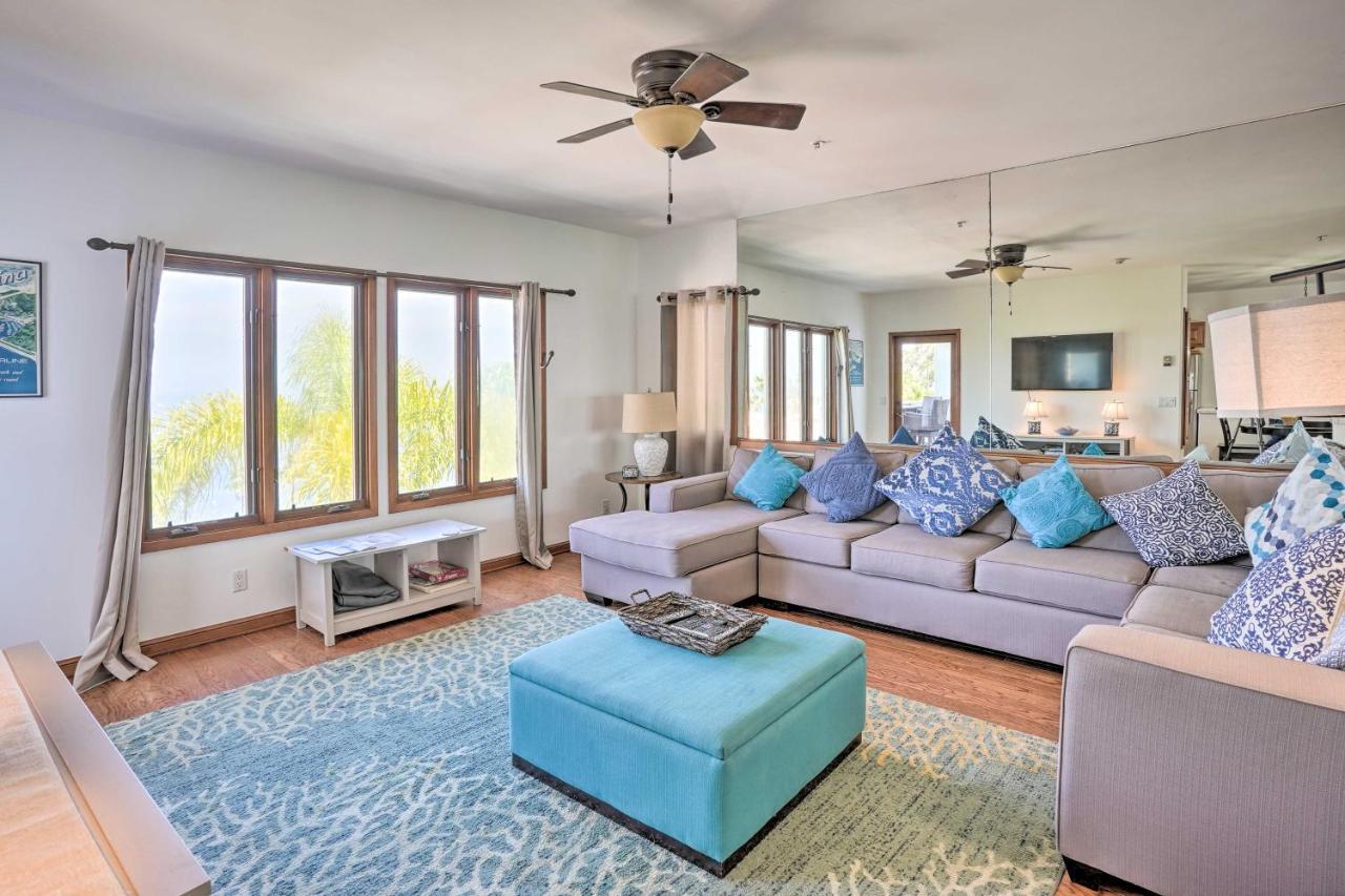 Quiet Avalon Getaway Villa With Ocean View And Balcony Exterior foto